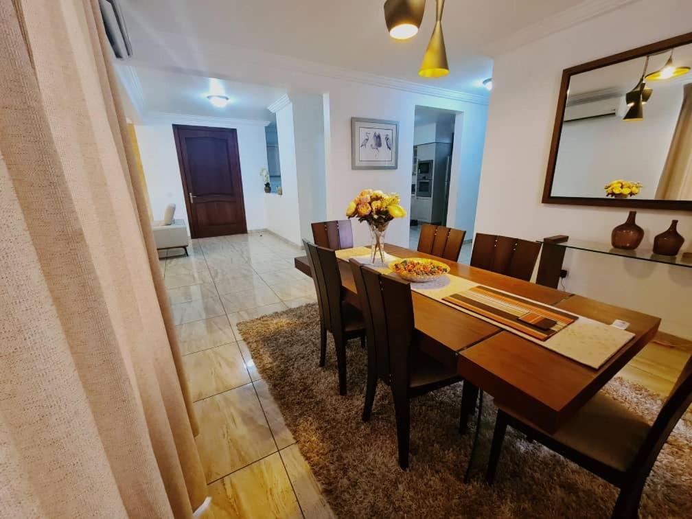 Bertha'S Court D-Plus Apartments Dzorwulu エクステリア 写真