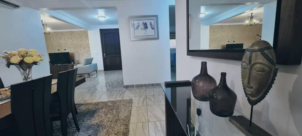 Bertha'S Court D-Plus Apartments Dzorwulu エクステリア 写真