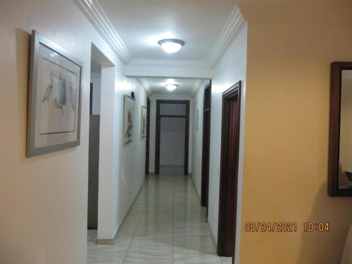 Bertha'S Court D-Plus Apartments Dzorwulu エクステリア 写真